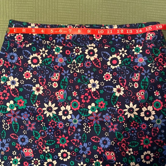 Talbots Sz 6 Navy Blue/Multi-colored Floral A-line Skirt - Bonus Tee Included!!! - Picture 3 of 9